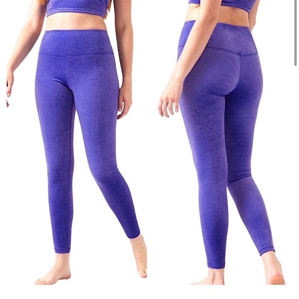NWT Athleta Elation Velvet Tight 26” Size Small